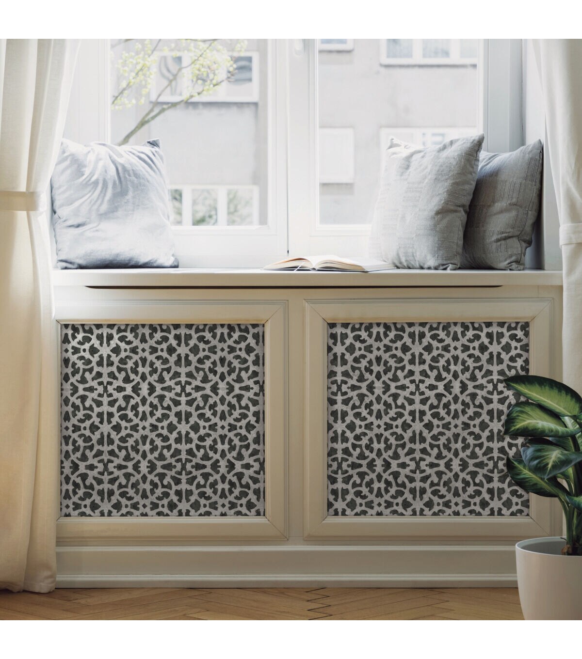RoomMates Wallpaper Black & White Scroll Gate