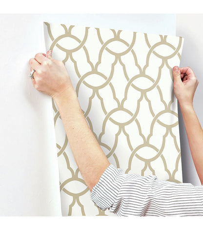 RoomMates Wallpaper Gold Trellis